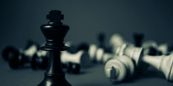 热血传奇sf复古版游戏截图，1.76版本游戏界面，玛法大陆地图背景，角色面板与装备栏清晰可见，复古像素风格